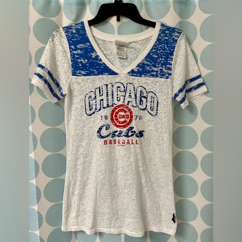 Chicago Cubs Women’s Burnout Shirt, Size M